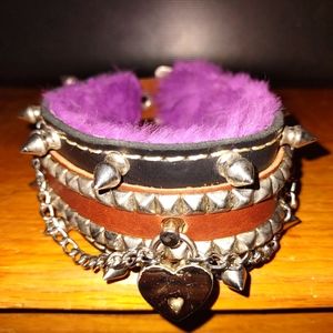Gothic choker